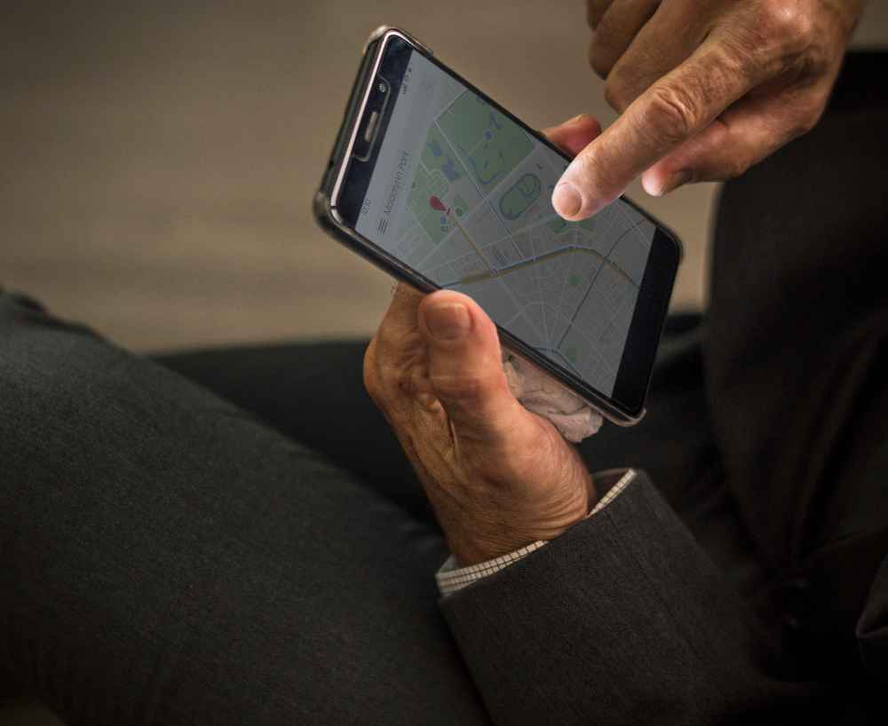 Service GPS Tracker
