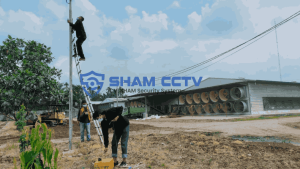 Instalasi dan Splicing Fiber Optik untuk Sistem CCTV di Peternakan Ayam